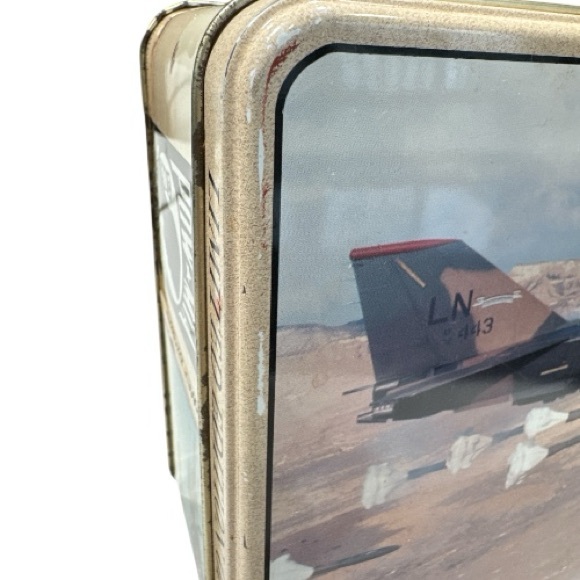 Operation Desert Shield 1990 Collectible Tin Limited Edition of Four - Picture 11 of 11